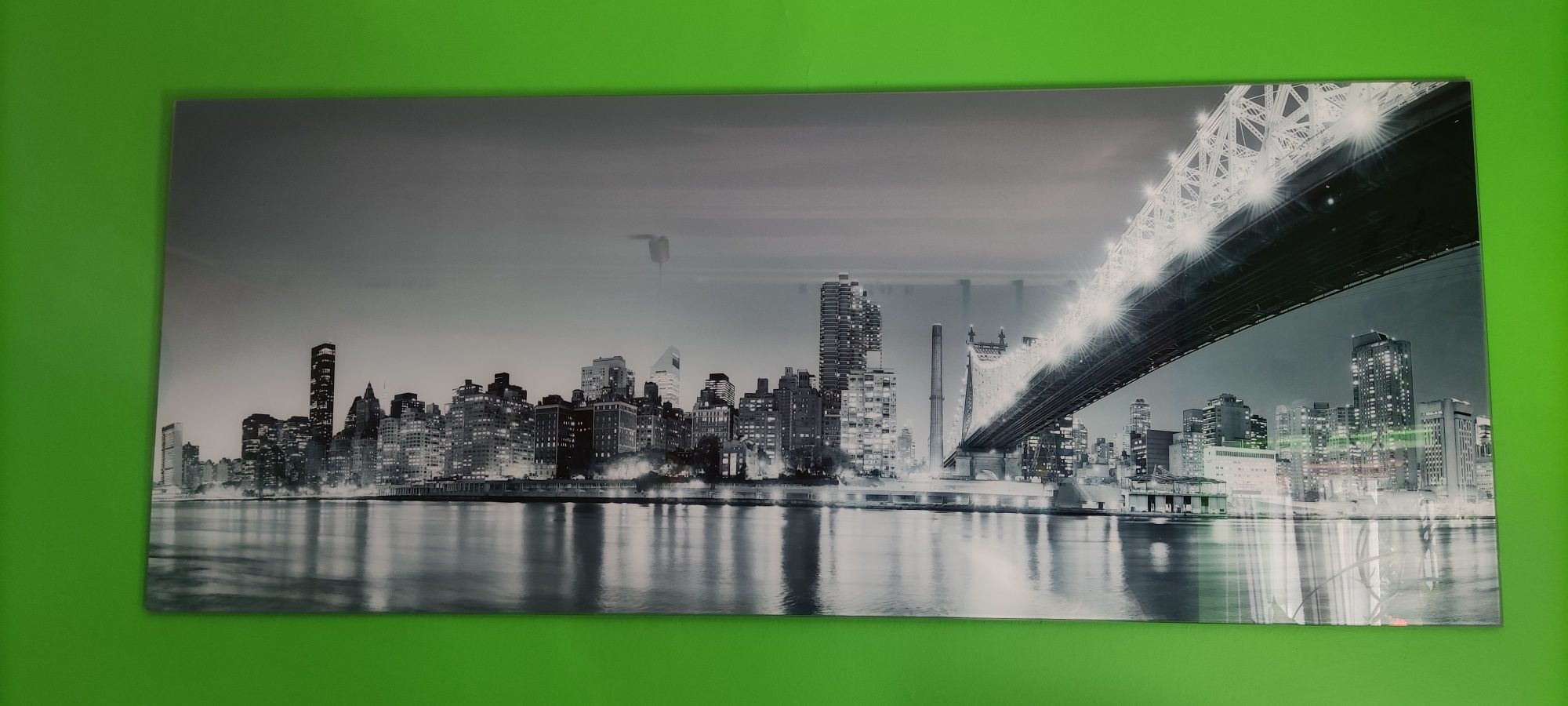 Piękna panorama miasta na szkle