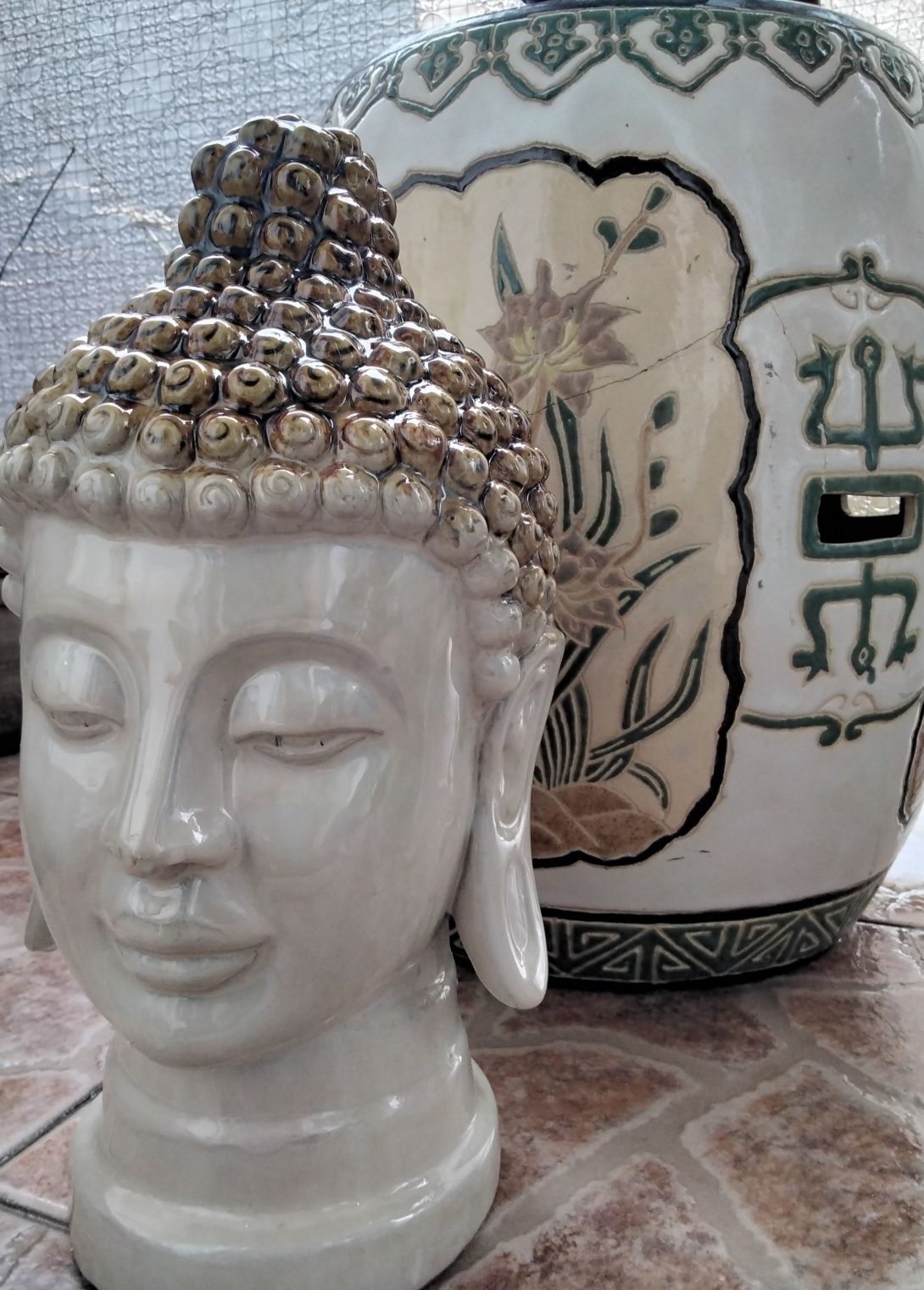 Wielka figura ceramiczna Budda