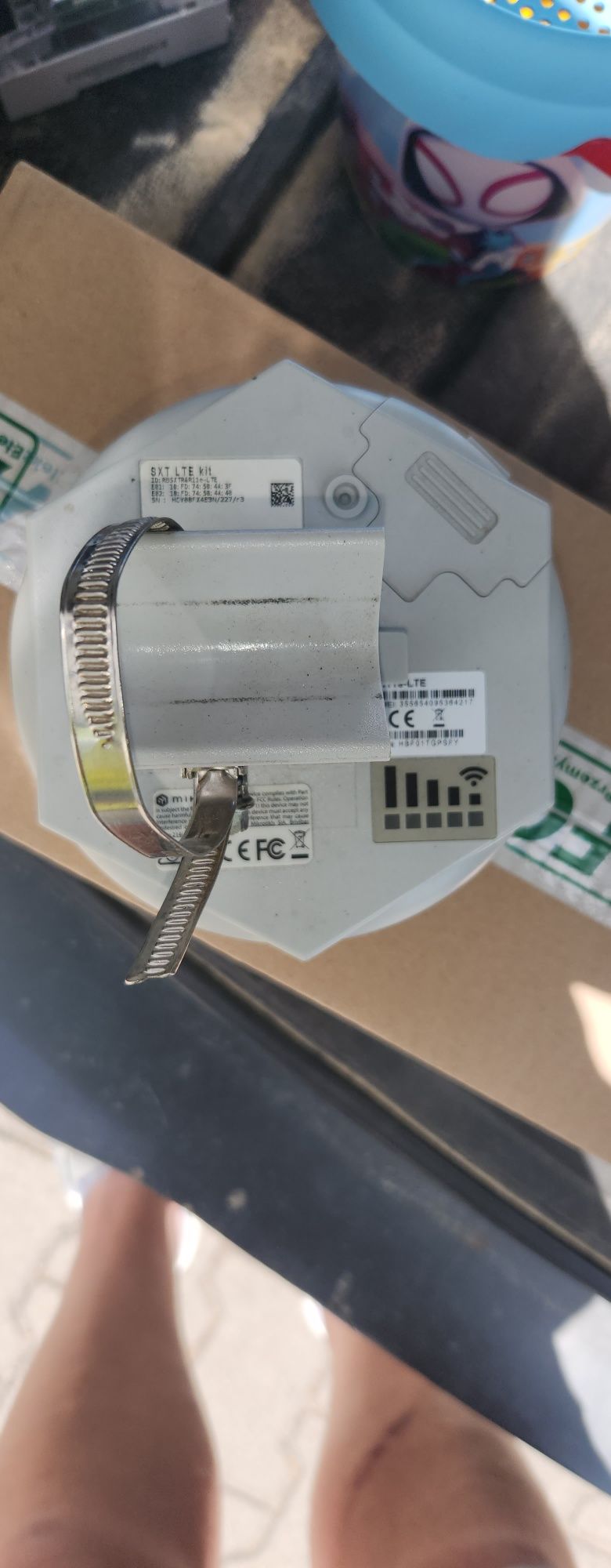 MikroTik SXT LTE kit (RBSXTR&R11e-LTE)