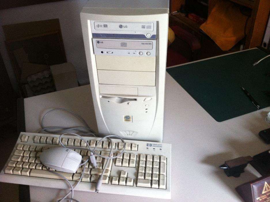 Computador + teclado e rato