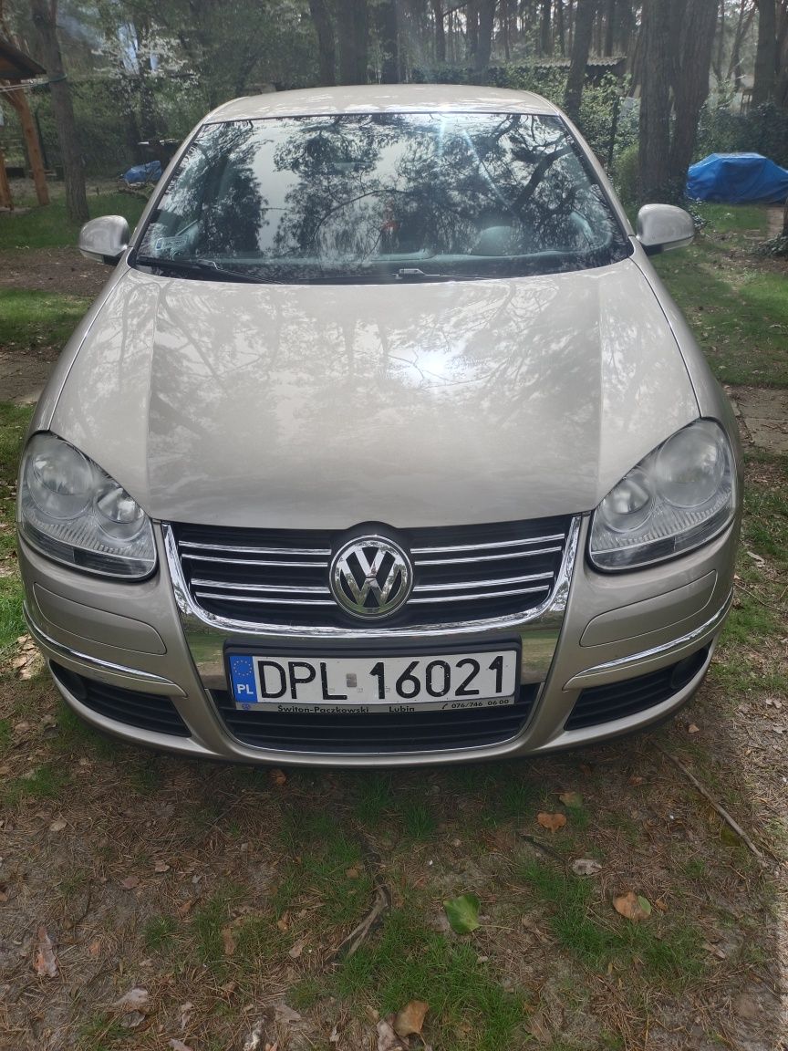 Volkswagen Jetta 1,4 TSI 2009 rok