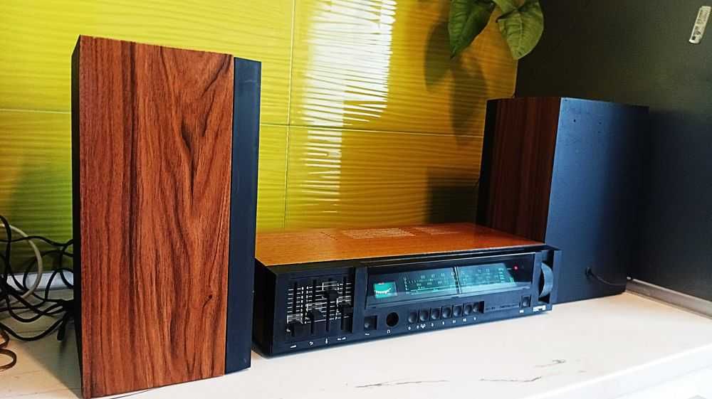 Radio Amator 101 stereo-88-108MHz  plus kolumny