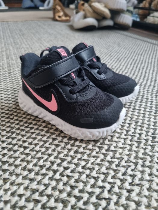 Кросівки nike,кросовки