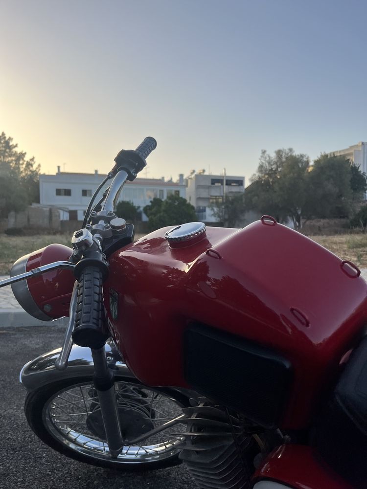 V5 sachs  moto