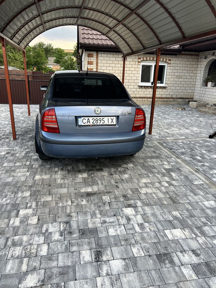 Авто SkodaSUPERB
