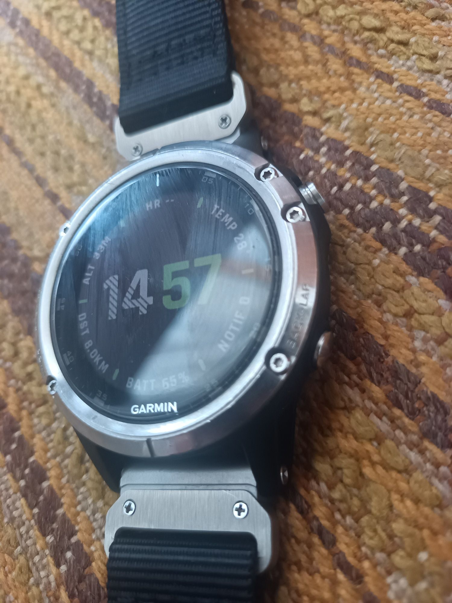 Спортивний годинник Garmin fenix 5+