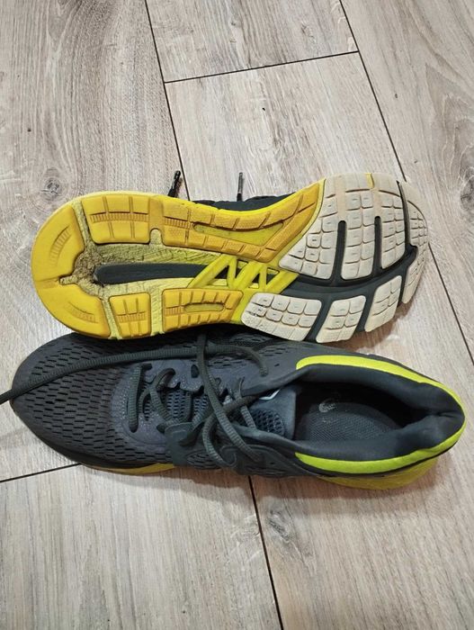 Asics GT4000 buty do biegania size 44