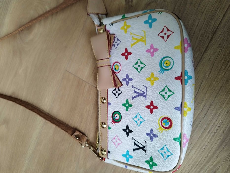 Б/у сумочка відомого бренду