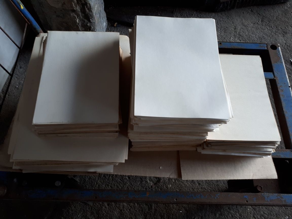 Stary papier kartki A4 A5 A3