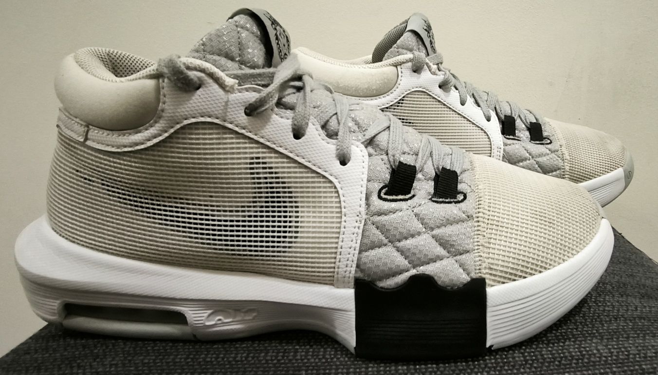 Ténis Basquetebol Lebron Witness VIII
