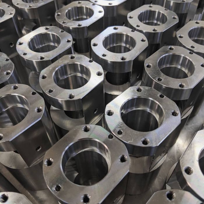 Токарно-Фрезерні роботи ЧПУ (Токарные / Фрезерные работы ЧПУ)