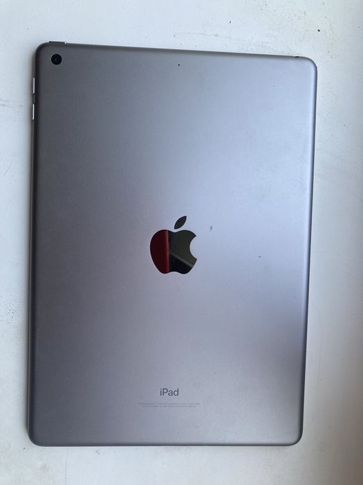 Ipad 6 на 32гб, можливий торг