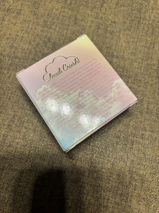 Too Faced róż Candy Clouds