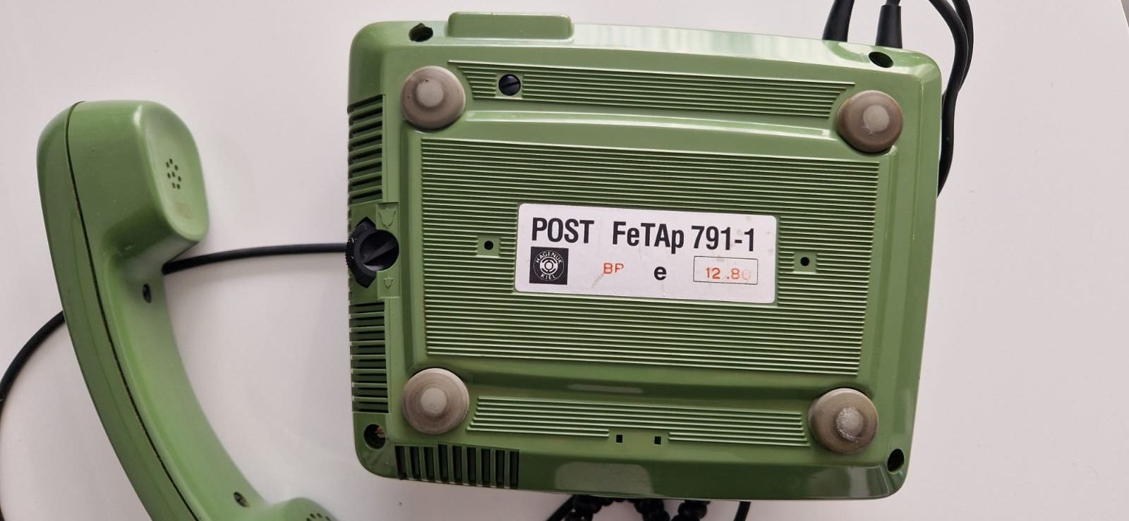 Telefon stacjonarny