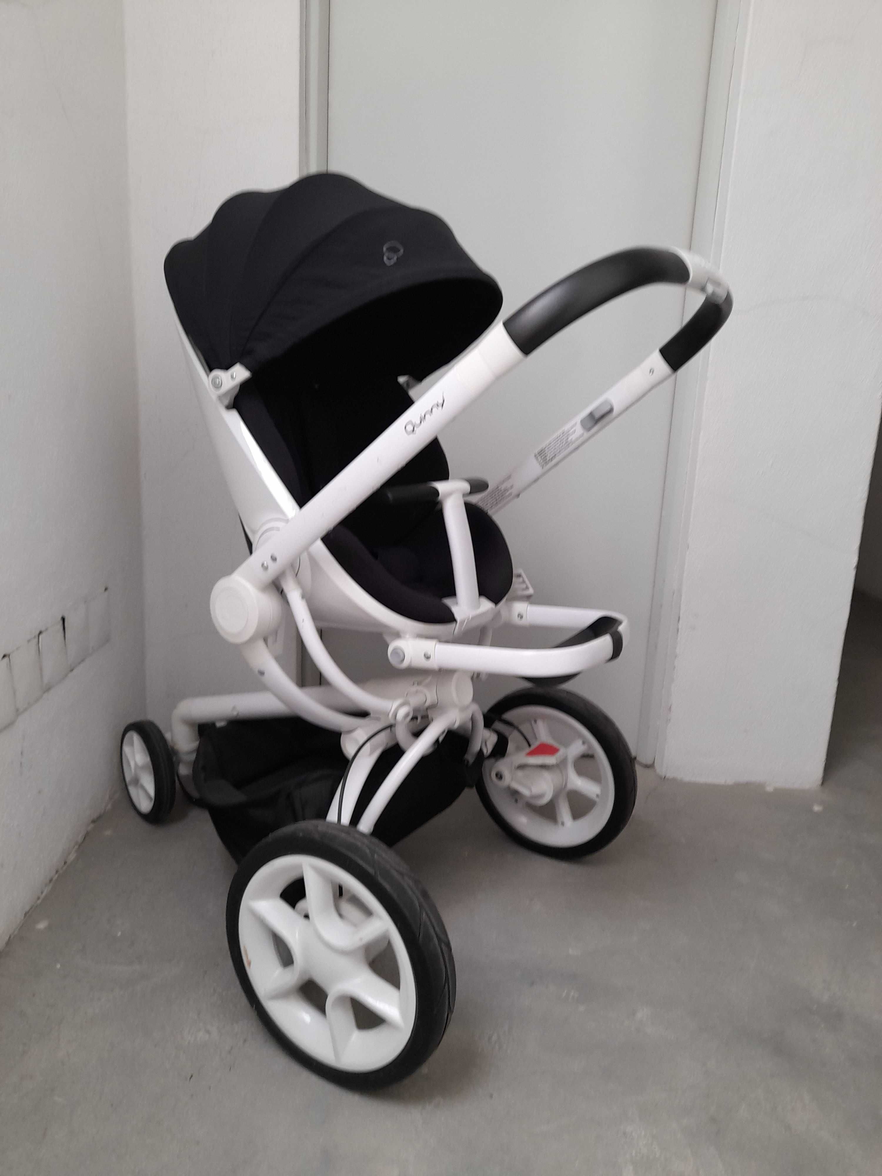 Carrinho de bebé Quinny Mood e babycoque da cybex