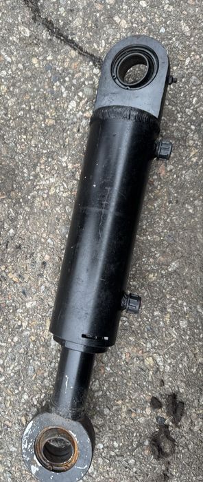 Продам гідроциліндр дискової борони