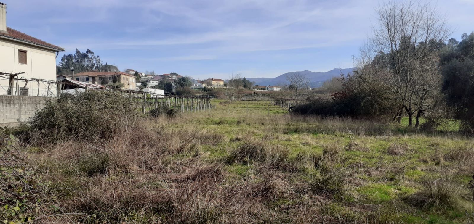 Terreno com área urbanizável