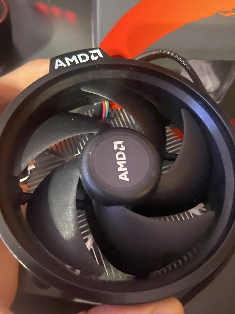 Sprzedam procesor Ryzen 5 2600