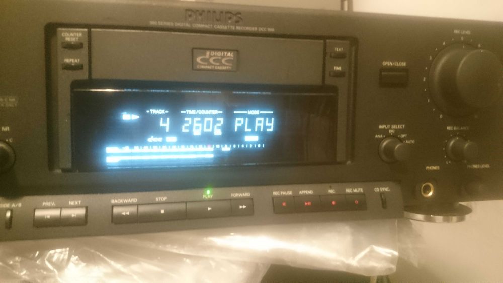 Magnetofon cyfrowy Philips DCC 900