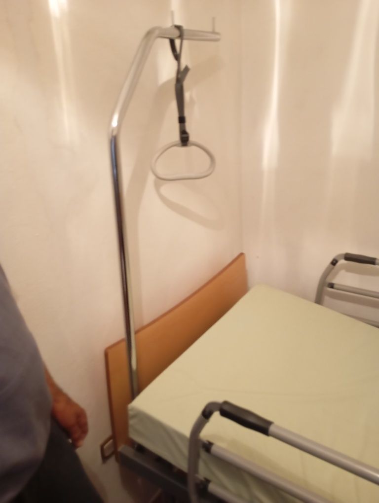 Cama de hospital