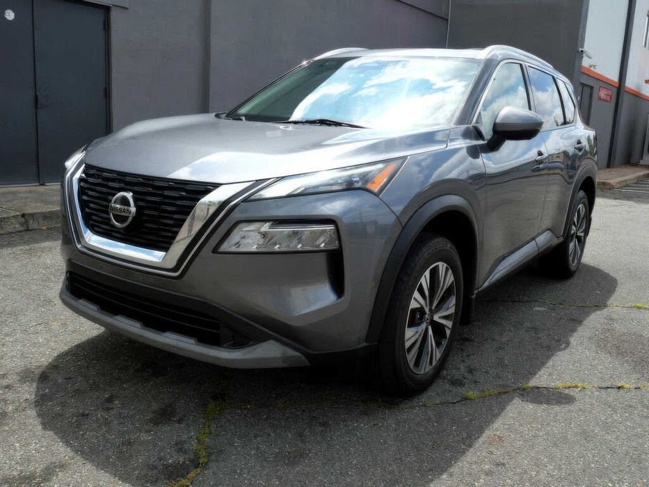 Nissan Rogue SL      2021