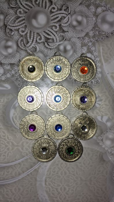 Продам медальены Шрека 11 шт.