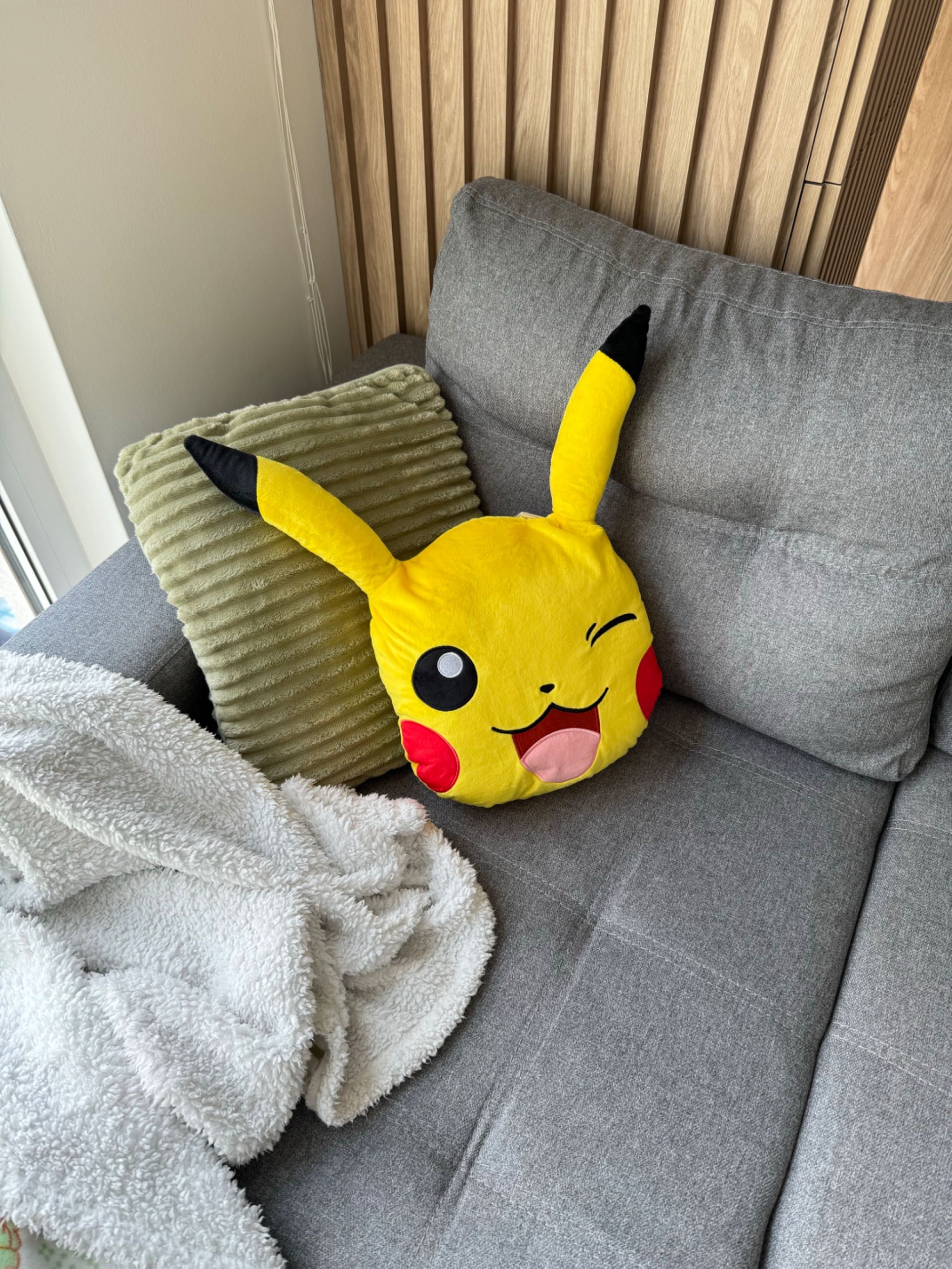 Poduszka Pokémon Pikachu pluszak miękka dla dzieci