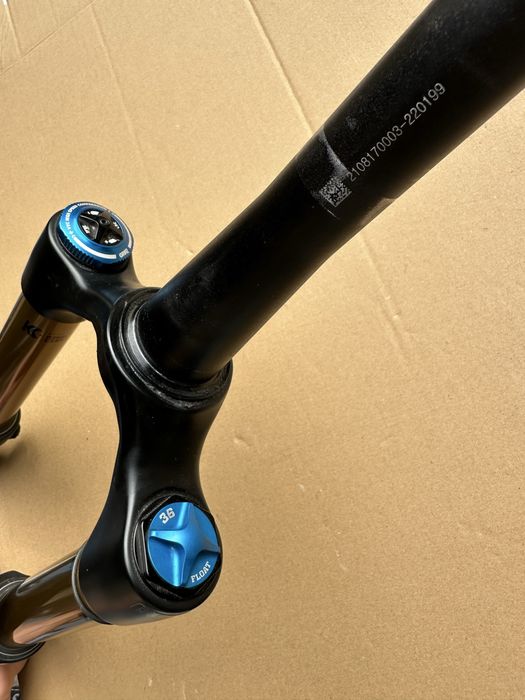 Amortyzator FOX Factory 36 Float 29” Kashima 150mm FiTGrip2