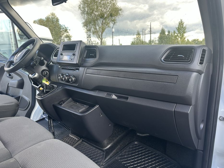 Renault Master 2021 10 Палет