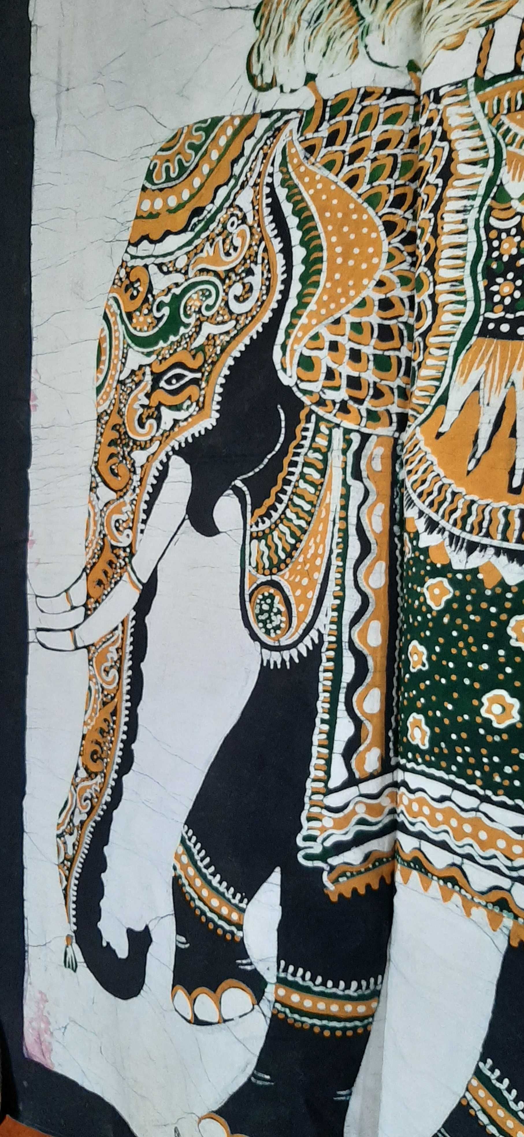 Pano com desenho batik de elefante