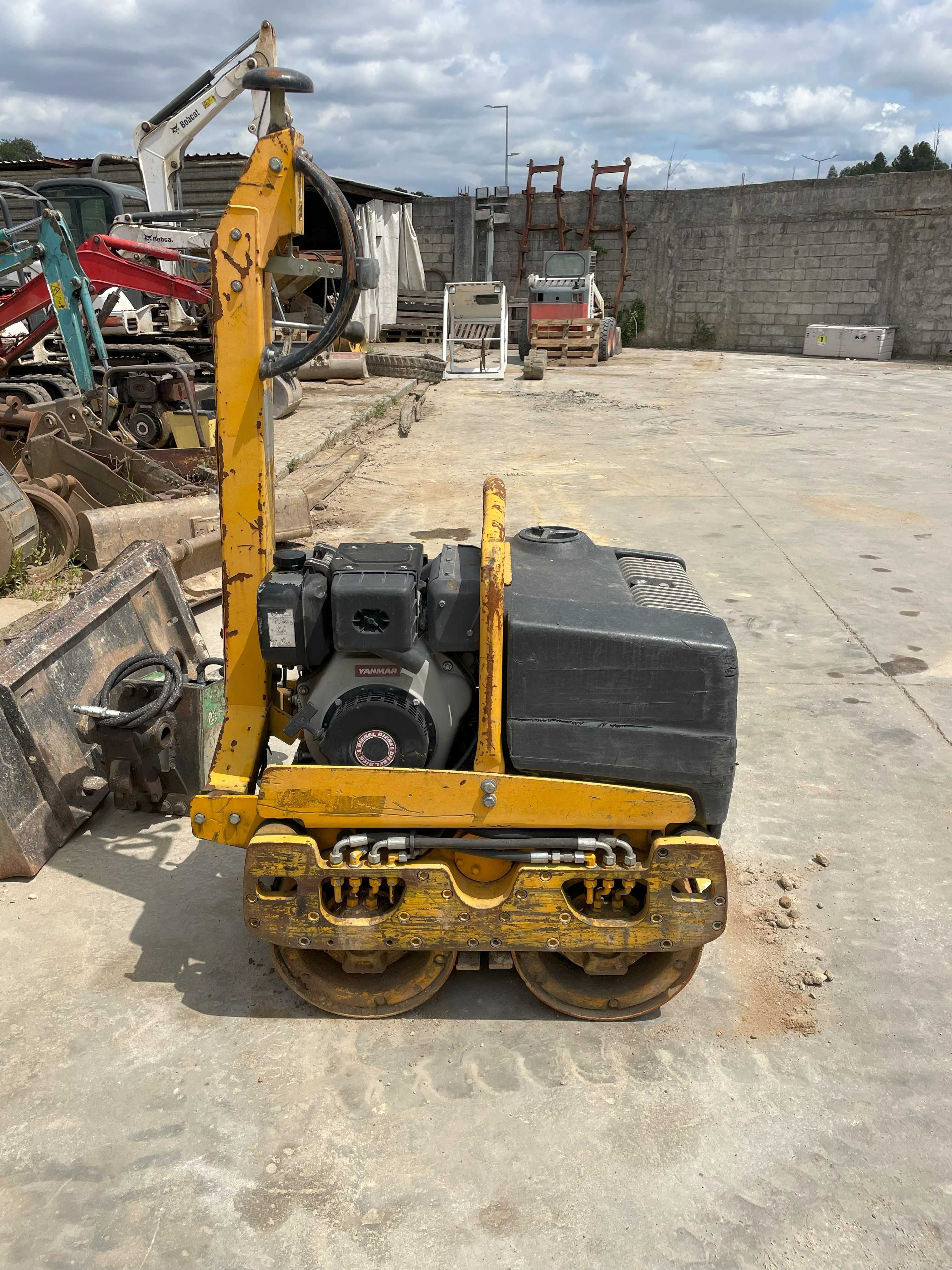 Cilindro compactador apeado Ammann ARW65