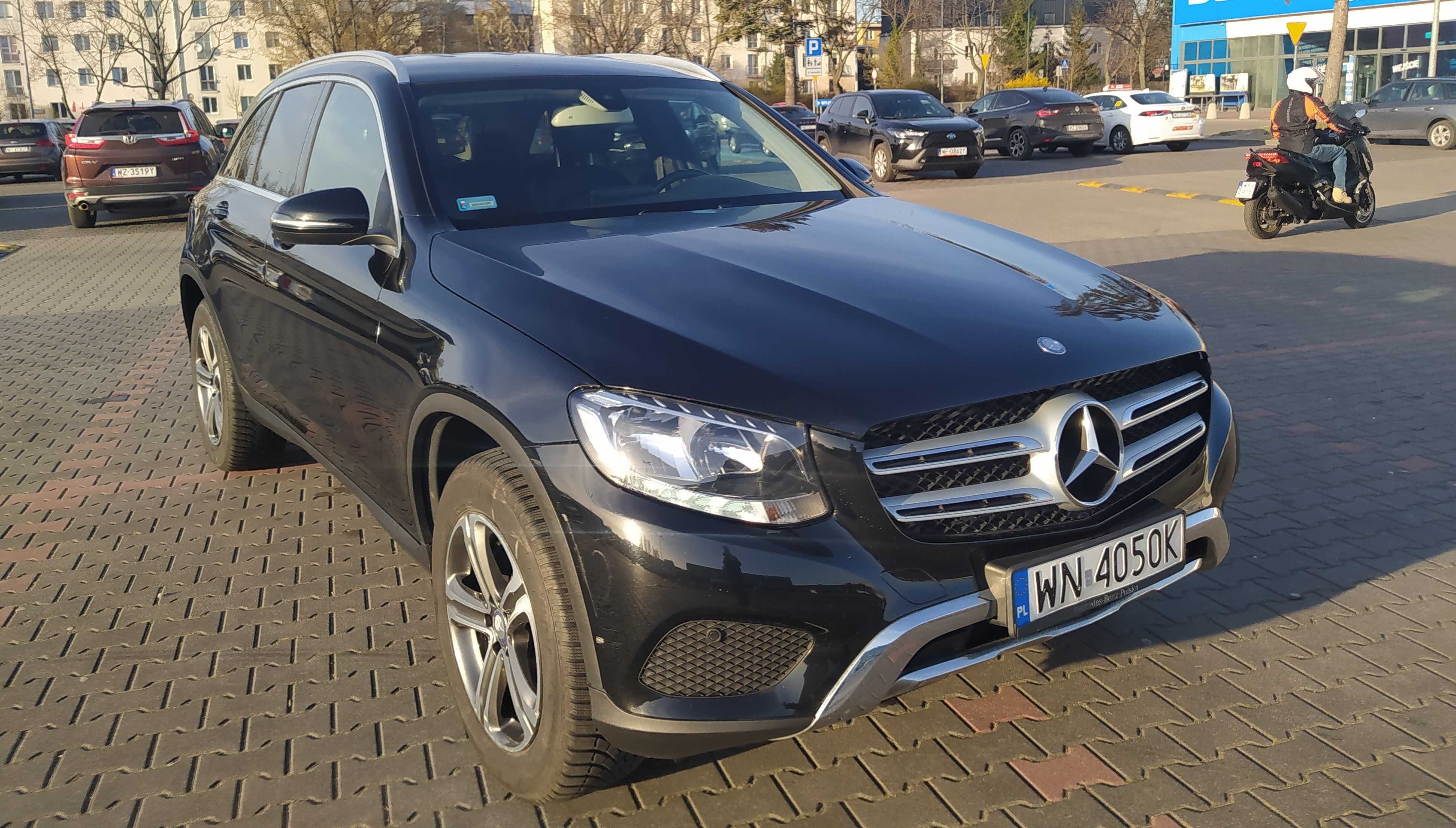 Mercedes GLC300  245KM 9G-tronic