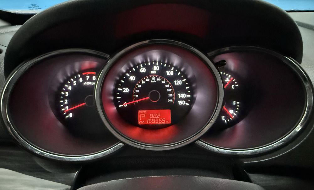 Kia Sorento LX 2012