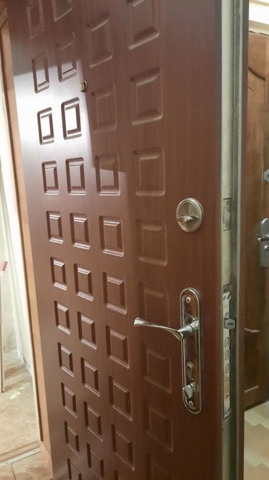 Дверь бронированная