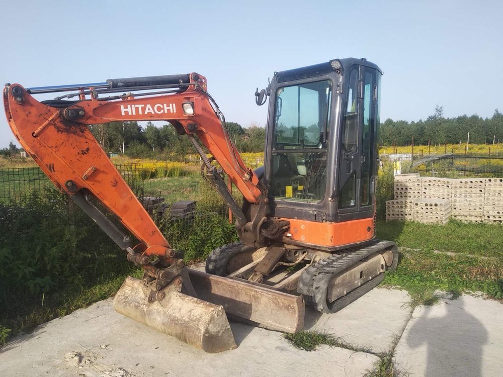 Оренда міні-екскаватора Hitachi zx29u