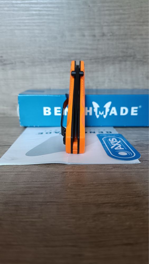 складний ніж Benchmade 585BKD2-ORG MINI BARRAGE. Оригінал!