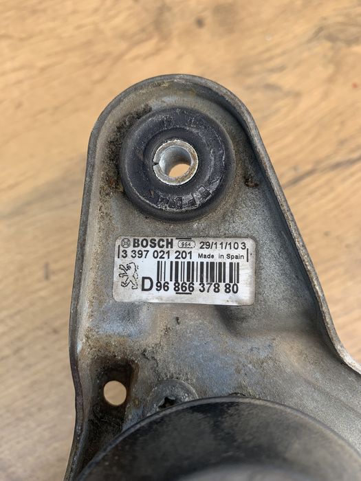 Mechanizm wycieraczek silniczek prawy Peugeot 508 EUROPA