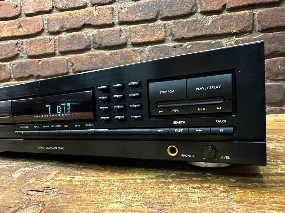 Odtwarzacz CD Philips CD 692