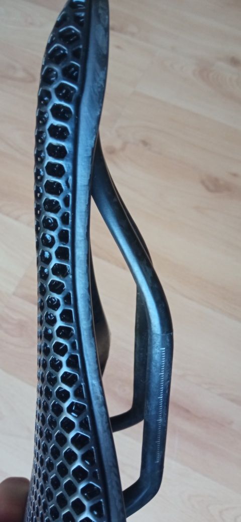 Siodełko 3D Carbon 160g