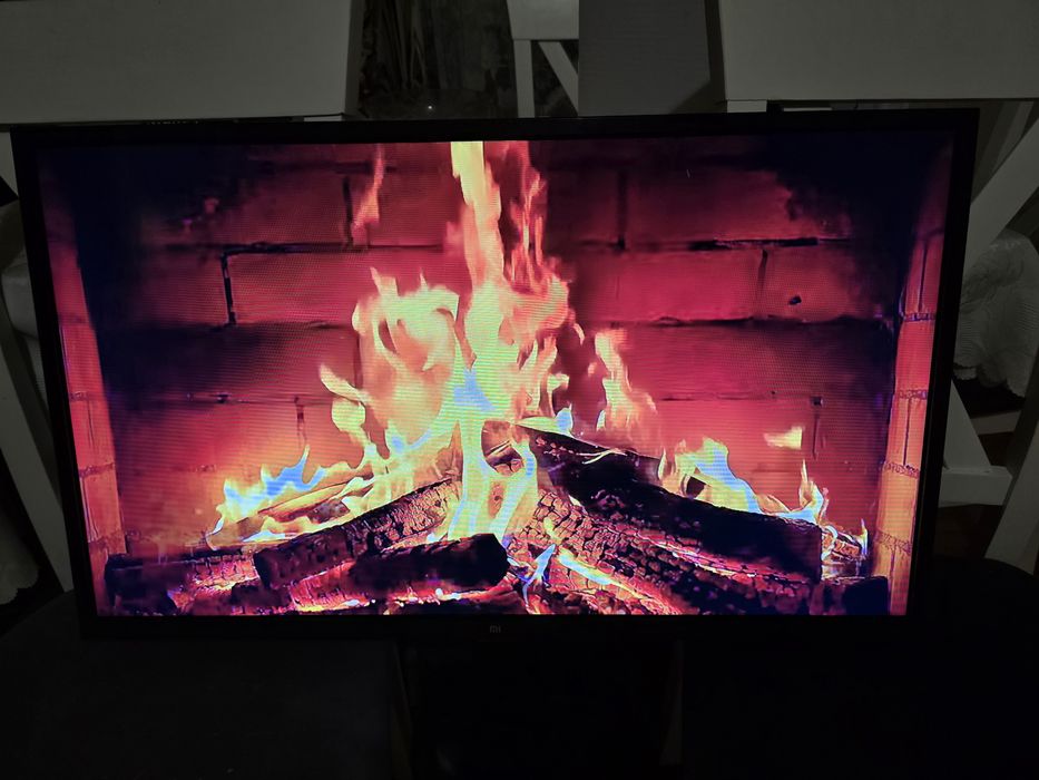 Телевізор Xiaomi 32 , Android , wi fi , голосове керування