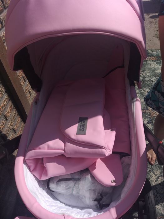 Продаю дитячу коляску   Riko Montana Eco