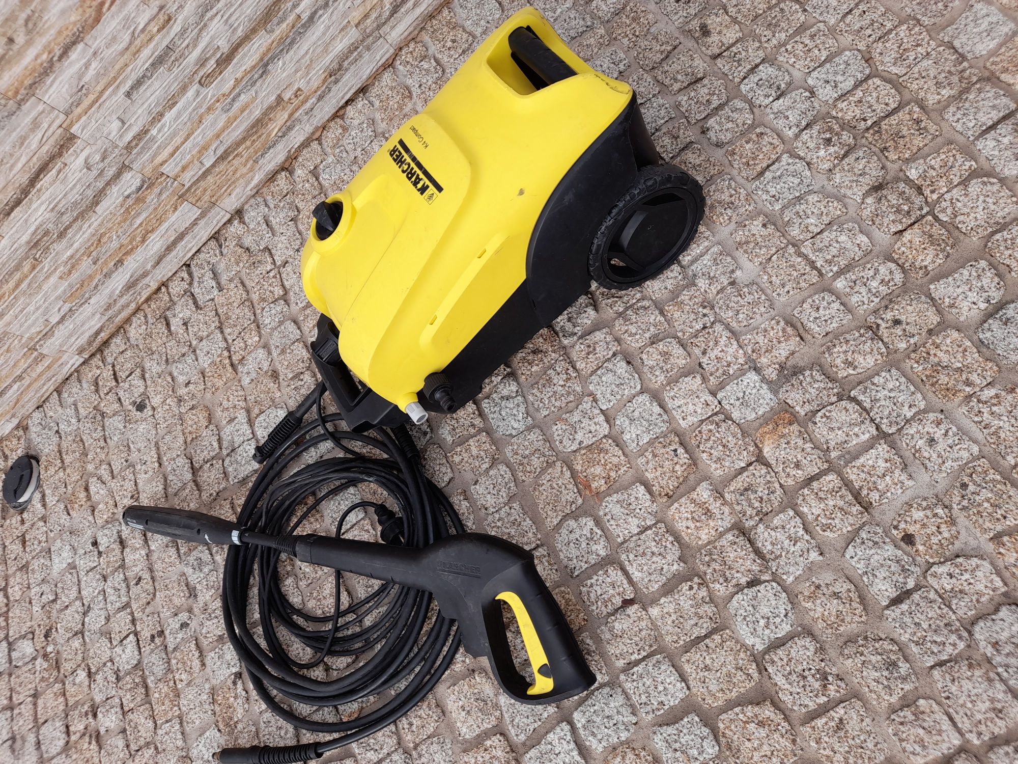 KARCHER K4. compact