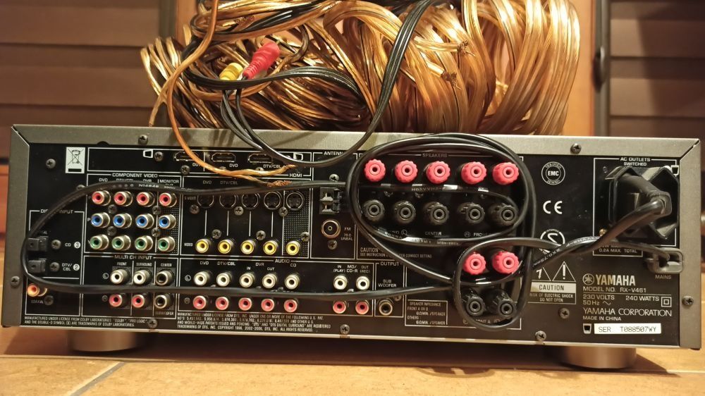 Amplituner Yamaha RXV461 audio radio