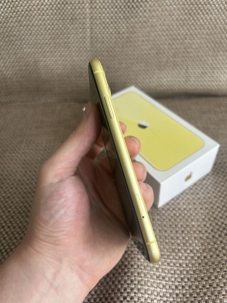 Продам Apple iphone 11 64Gb yellow