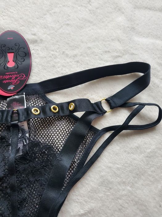 Erotycznne sexy majtki z dziurką XL