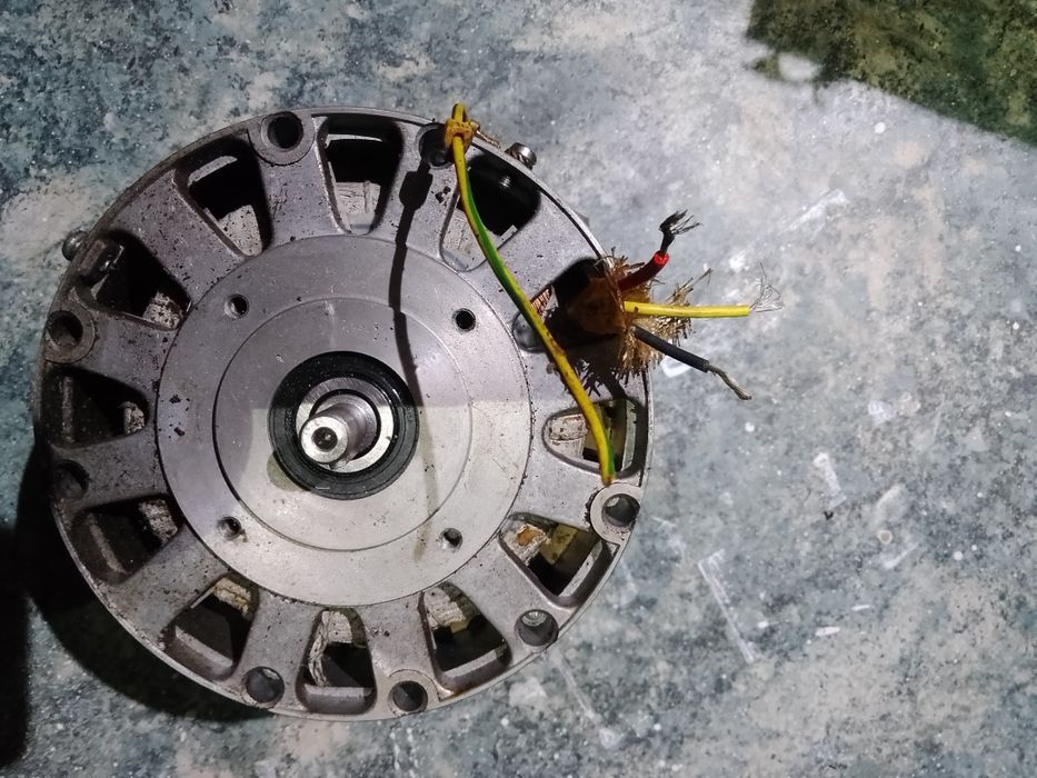 Silnik krajalnicy przemysłowej