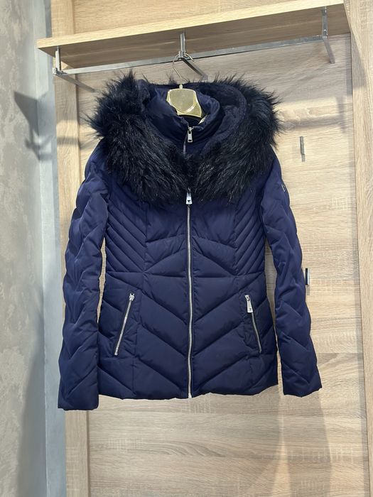 Guess пуховик жіночий S M