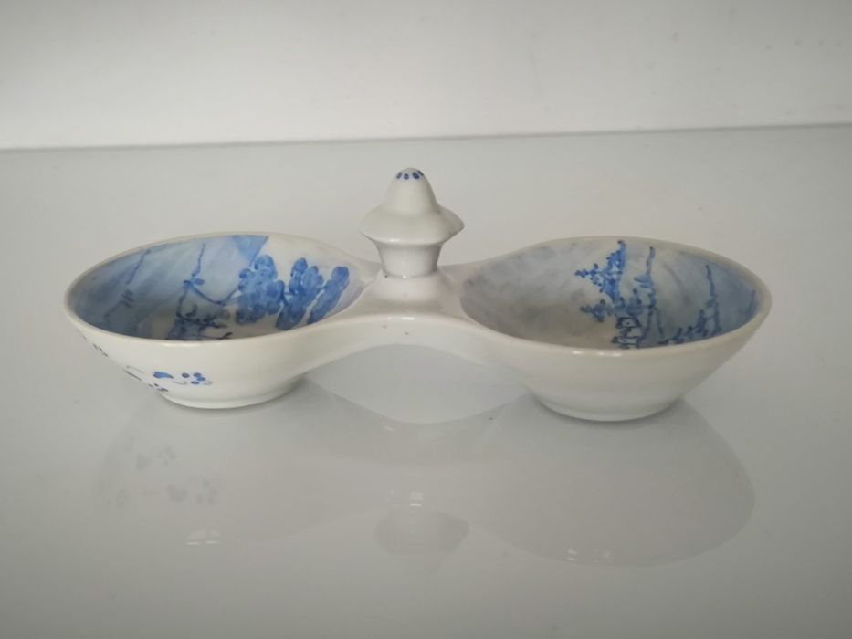 Solniczka sygnowana Kwiatogal PRL porcelana