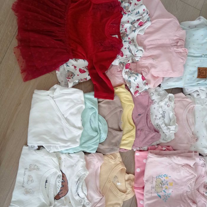 Paka ubrań dla dziewczynki 62