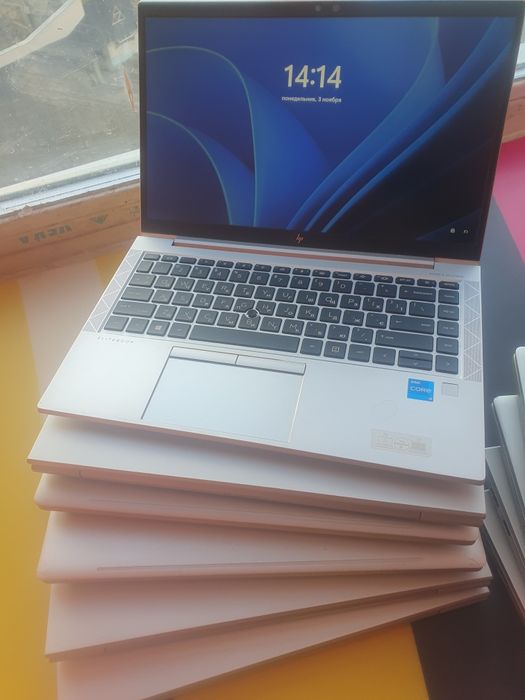 Опт ,роздрібНоутбук HP Probook 640 G8 silver  i5 1145 g7 RAM 8 ssd 256